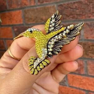 Hummingbird Gold Crystal Pin Brooch